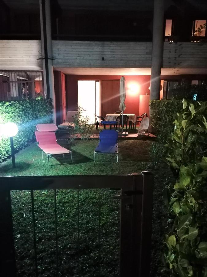 Casa Gisela Apartment เดเซนซาโนเดลการ์ดา ภายนอก รูปภาพ